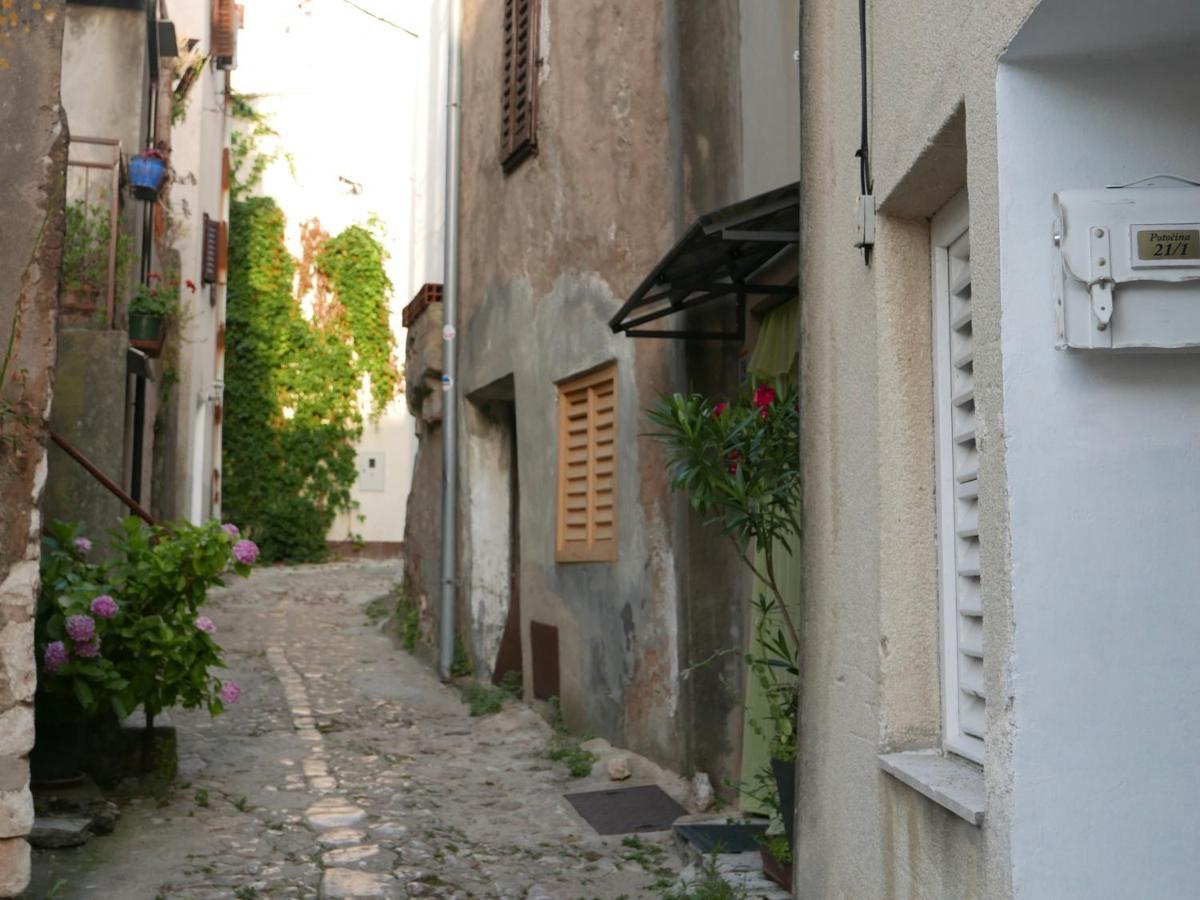 Potocina 21 Apartment Vrbnik Luaran gambar